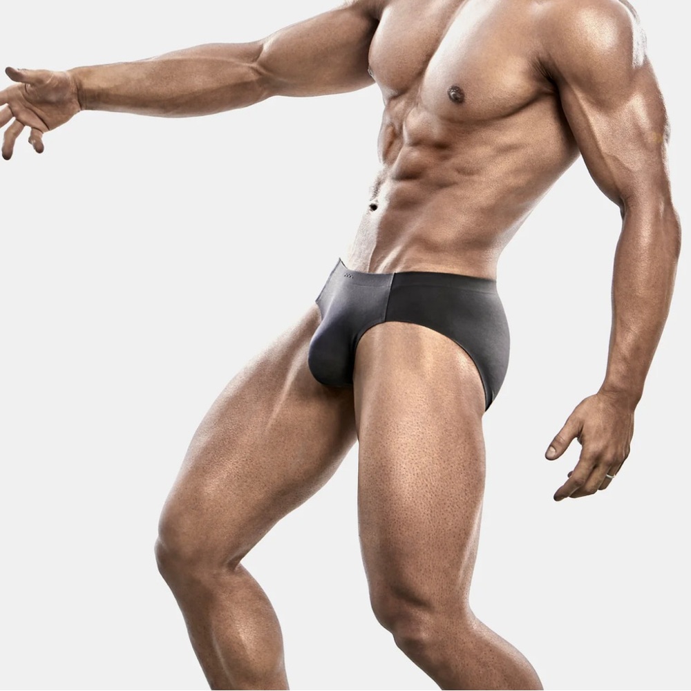 2x  of “As We Move” men’s stretch briefs